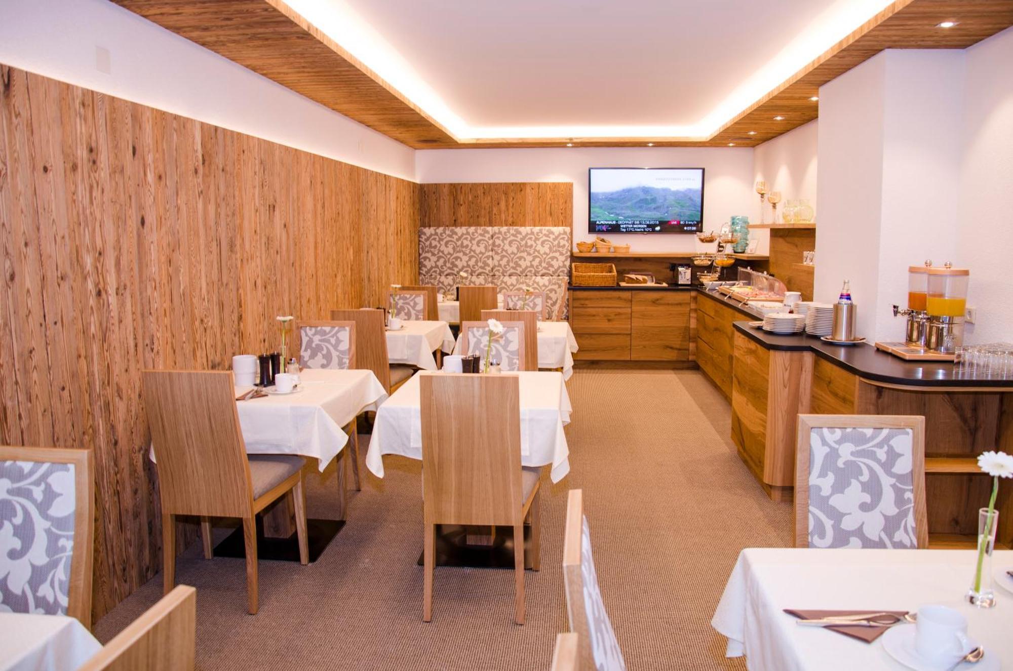 Hotel Garni Mirabell Ишгъл Екстериор снимка