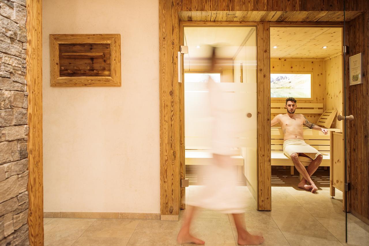 Hotel Garni Mirabell Ишгъл Екстериор снимка